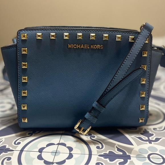 Michael Kors Blue and Gold Crossbody Bag with Studded Details, Saffiano Leather - Picture 2 of 16